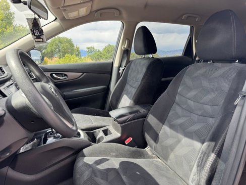 Used 2015 Nissan Rogue SV image 7