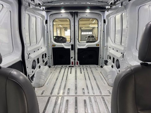 Used 2019 Ford Transit 250 130 Medium Roof image 23