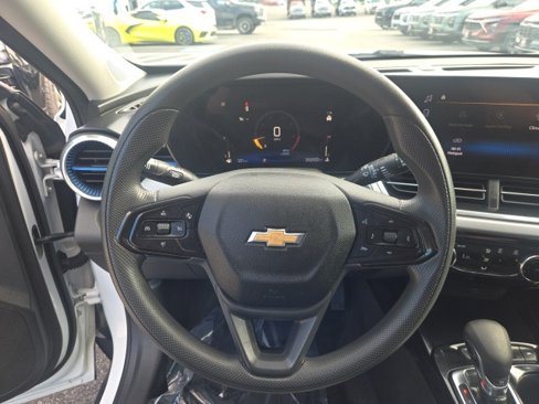 Used 2024 Chevrolet Trax LT image 14