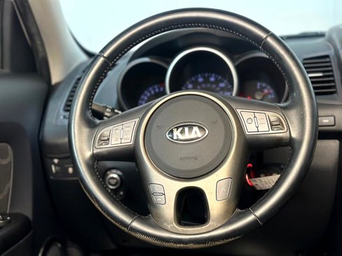 Used 2013 Kia Soul + w/ Audio Pkg image 14