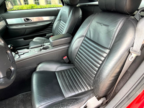 Used 2002 Ford Thunderbird image 32