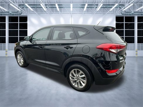 Used 2018 Hyundai Tucson SE w/ Cargo Package image 5