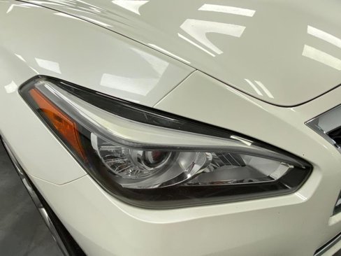 Used 2016 INFINITI Q70 L 3.7 image 10