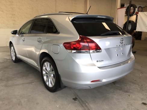 Used 2014 Toyota Venza LE image 6