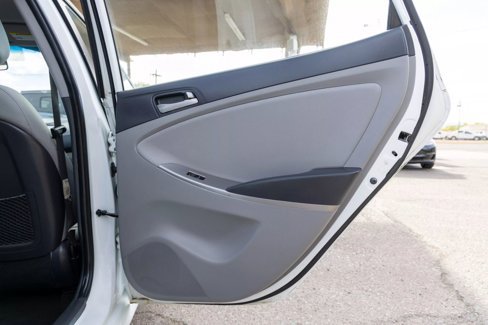 Used 2016 Hyundai Accent SE image 16