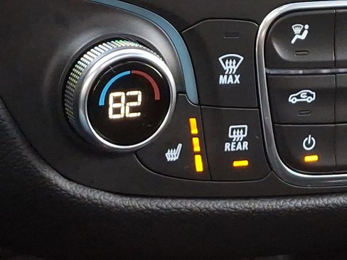 Used 2024 Chevrolet Equinox RS w/ RS Leather Package image 26