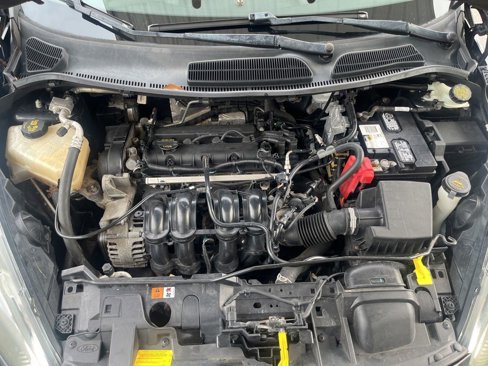 Used 2016 Ford Fiesta SE image 24
