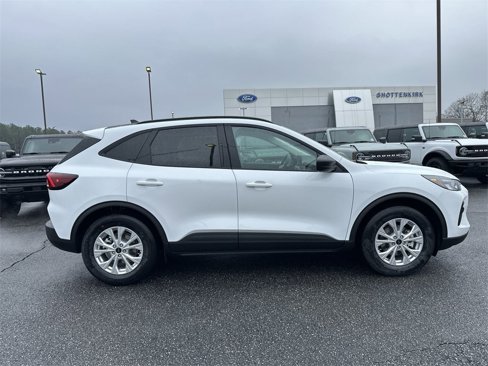 New 2025 Ford Escape Active image 8