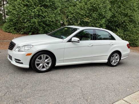 Used 2013 Mercedes-Benz E 350 Sedan image 1