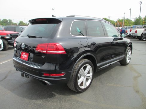 Used 2014 Volkswagen Touareg VR6 image 4