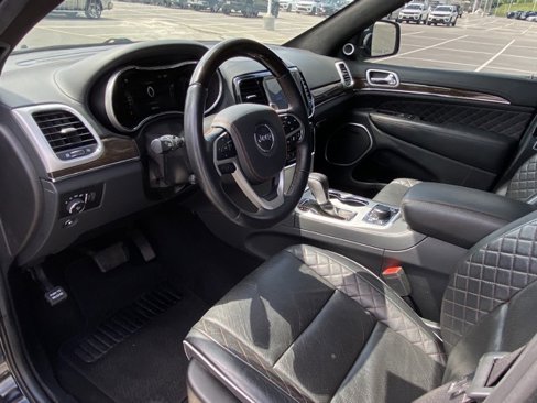Used 2019 Jeep Grand Cherokee Summit image 12