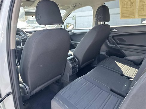 Certified 2022 Volkswagen Tiguan S image 11