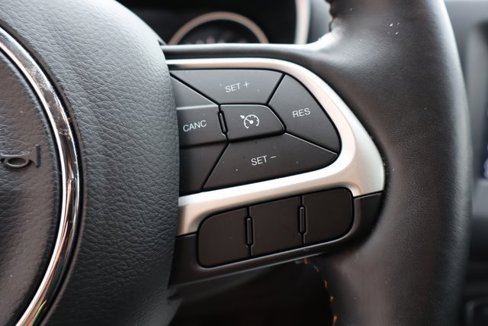 Used 2019 Jeep Compass Latitude w/ Cold Weather Group image 14