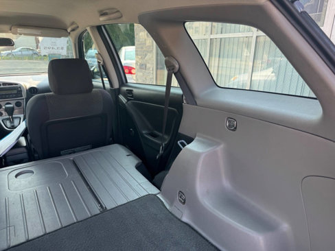 Used 2006 Toyota Matrix image 23