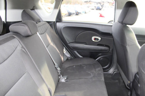 Used 2016 Kia Soul image 17