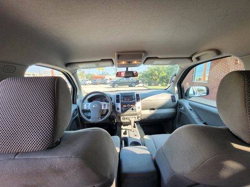 Used 2017 Nissan Frontier SV w/ SV Value Truck Package image 30