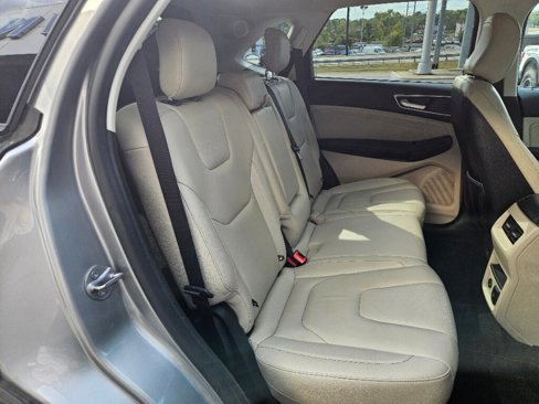 Used 2022 Ford Edge Titanium image 13