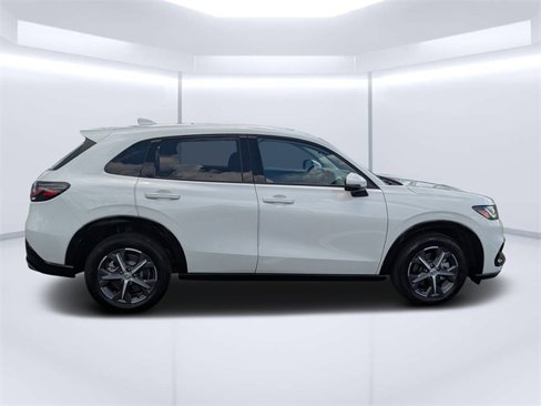Used 2023 Honda HR-V EX-L image 2