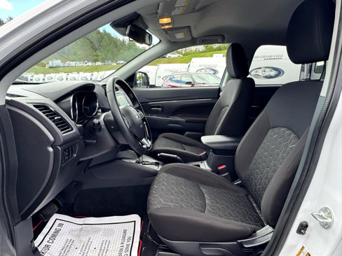Used 2024 Mitsubishi Outlander Sport AWD image 9
