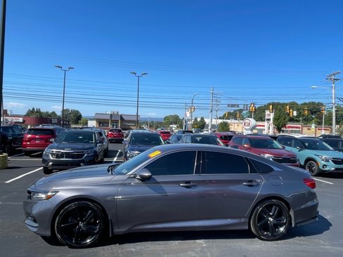 Used 2018 Honda Accord Sport image 4