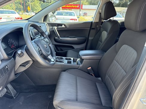 Used 2017 Kia Sportage LX image 9
