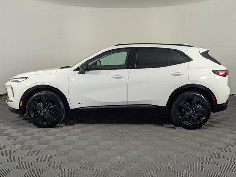 Used 2025 Buick Envision Sport Touring image 4