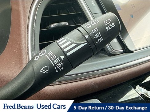 Used 2021 Buick Enclave Avenir w/ Avenir Technology Package image 44