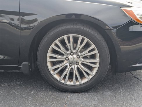 Used 2012 Chrysler 200 Limited image 12