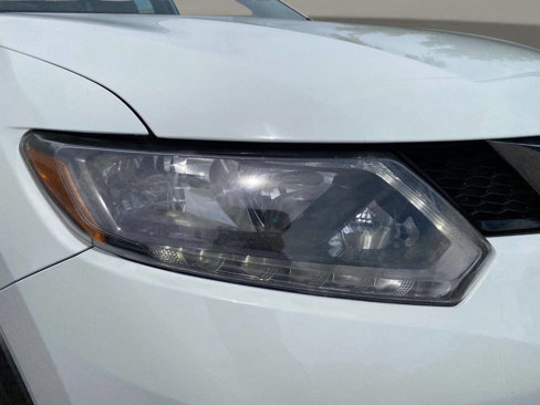 Used 2016 Nissan Rogue S image 10