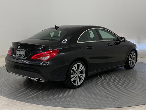Used 2018 Mercedes-Benz CLA 250 image 8