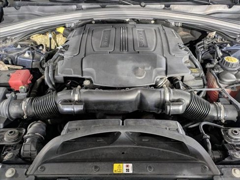 Used 2018 Jaguar F-PACE Prestige image 23