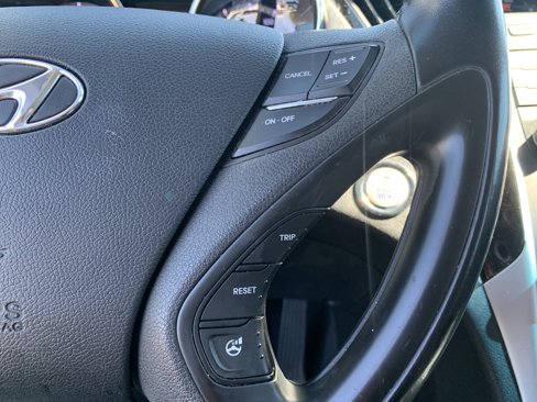 Used 2014 Hyundai Sonata Limited image 20