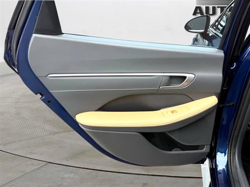Used 2021 Hyundai Sonata Limited image 25