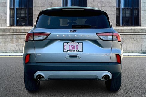 Certified 2022 Ford Escape SE image 4
