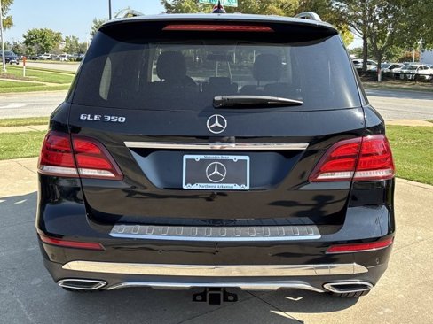 Used 2018 Mercedes-Benz GLE 350 4MATIC image 4