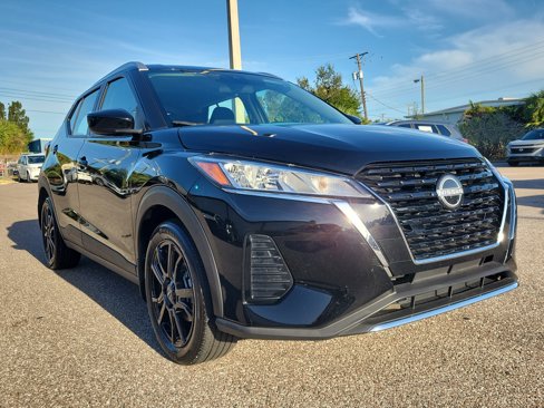 Certified 2024 Nissan Kicks SV image 2