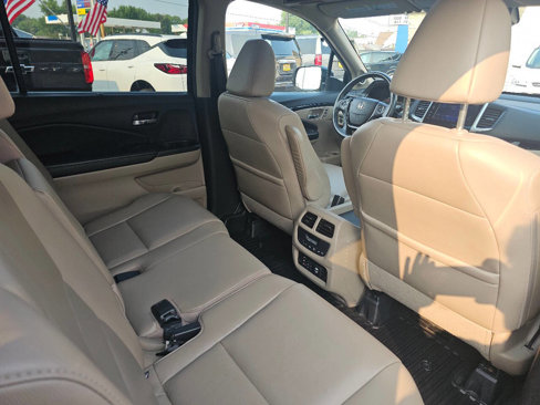 Used 2016 Honda Pilot Touring image 34