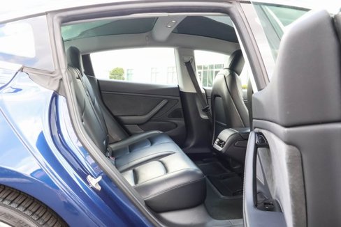 Used 2018 Tesla Model 3 Long Range image 60