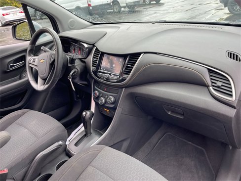 Used 2020 Chevrolet Trax LS w/ Tint and Cruise Package image 25