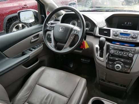 Used 2013 Honda Odyssey Touring image 9