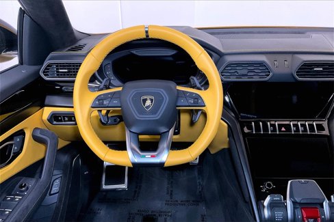 Used 2024 Lamborghini Urus S image 9