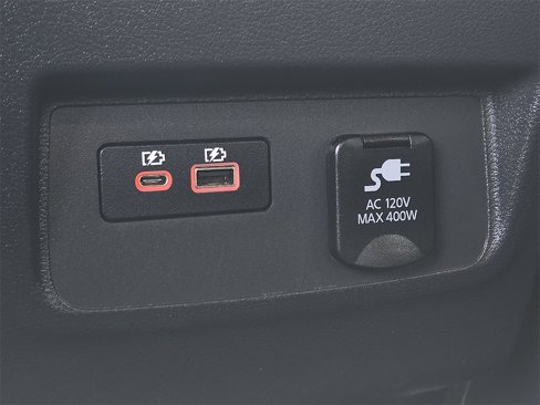 Used 2023 Nissan Frontier Pro-X w/ Pro-X Premium Package image 17