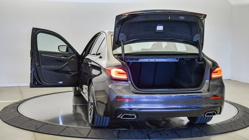 Certified 2023 BMW 530i w/ Premium Package image 32