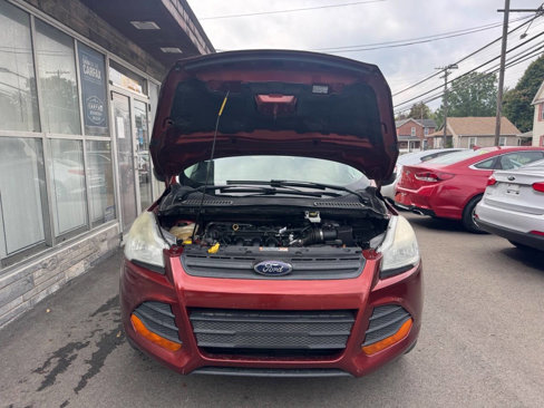 Used 2014 Ford Escape S image 7