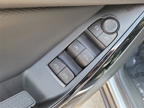 New 2026 Chevrolet Equinox LT image 23