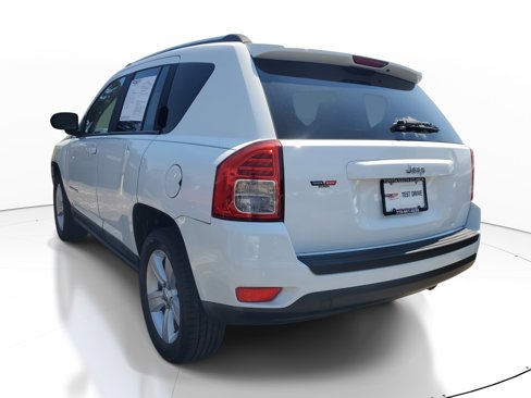 Used 2011 Jeep Compass 2WD image 4