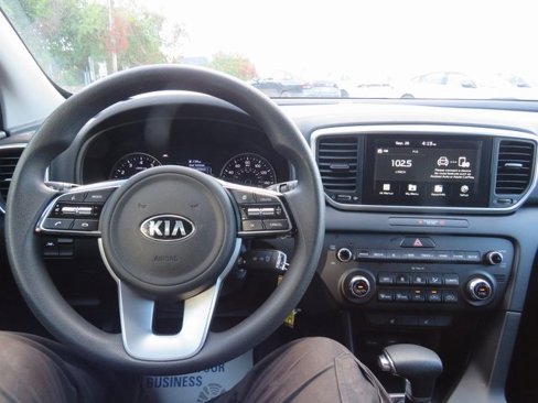 Used 2020 Kia Sportage LX w/ LX Popular Package image 10