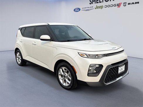 Used 2022 Kia Soul LX w/ Technology Package image 7