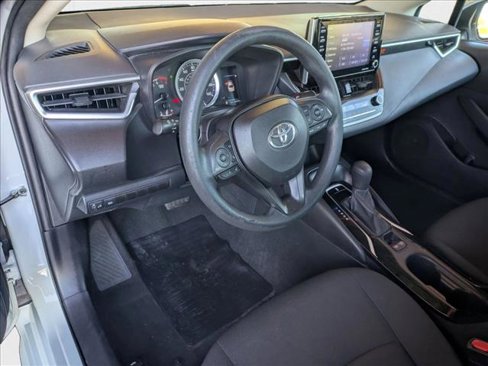 Used 2021 Toyota Corolla LE image 10