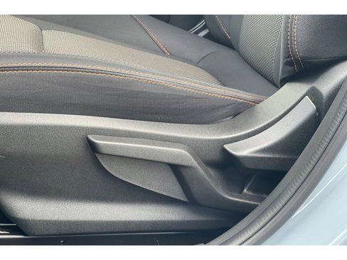 Used 2023 Subaru Crosstrek 2.0i Premium image 13